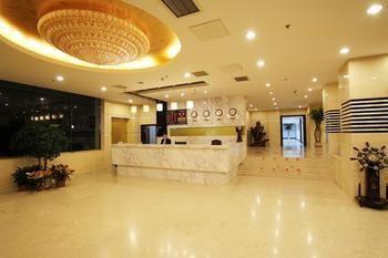 Qingdao Excalibur Hotel Exterior photo
